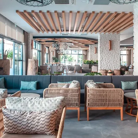 فندق Royal Style 5*