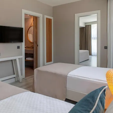 Royal Style 5* סייד